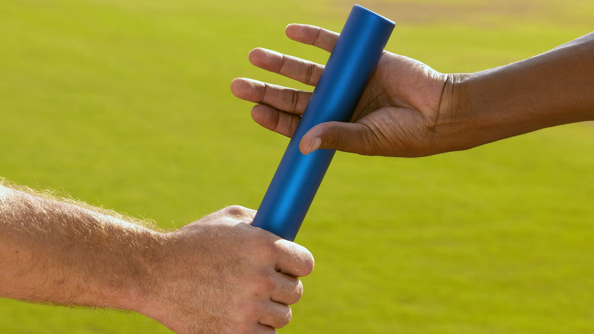 AYX GAMING-尼尔·巴特尔的强硬防守和精准判断，为袋鼠队建立起不可撼动的防线